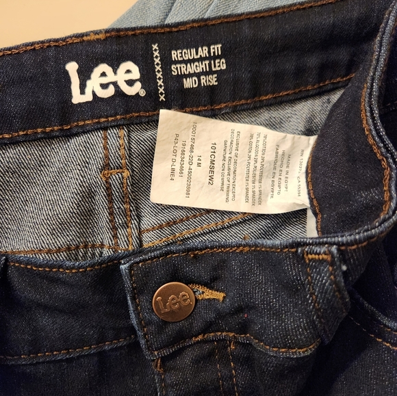 Womens Lee jeans, size 14 M, Dark Navy Blue - Picture 2 of 4